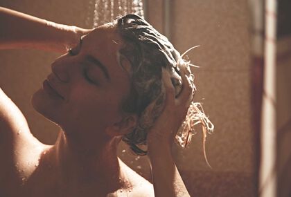 Hydratation, nutrition ou réparation : de quoi mes cheveux ont-ils besoin ?