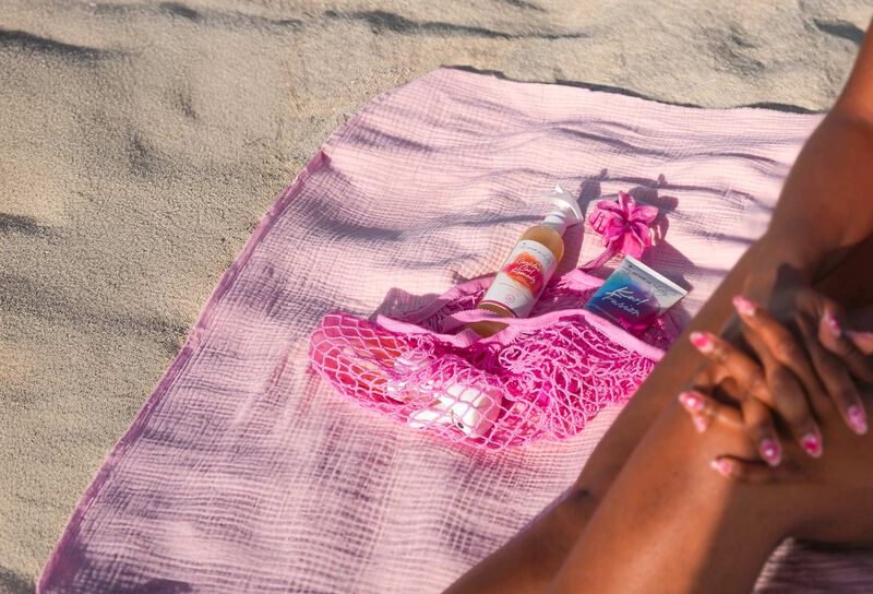 Lockiges Haar im Sommer: Der komplette Leitfaden