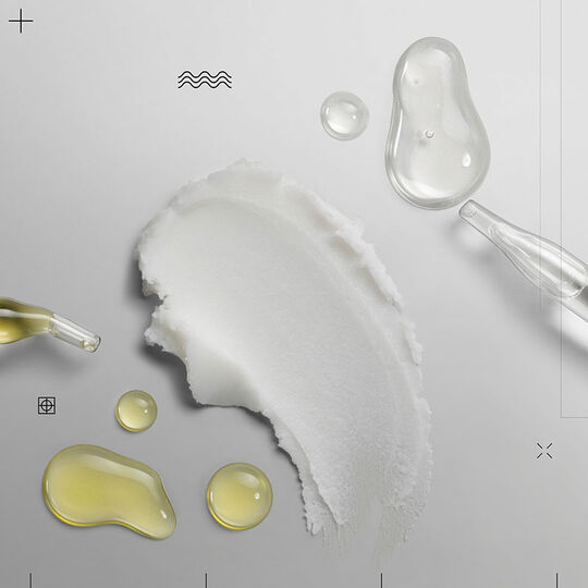 Reparierendes Shampoo f&uuml;r lockiges Haar Acidic Bonding Curls