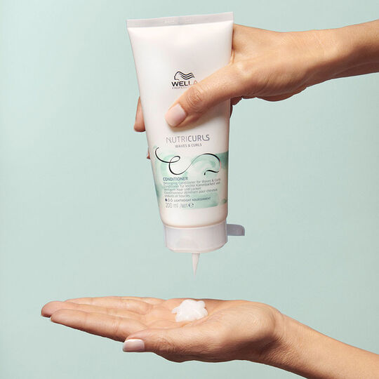 Entwirrender Conditioner f&uuml;r welliges und lockiges Haar Nutricurls