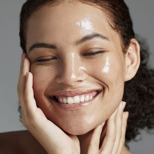 Enzymatisches Peeling