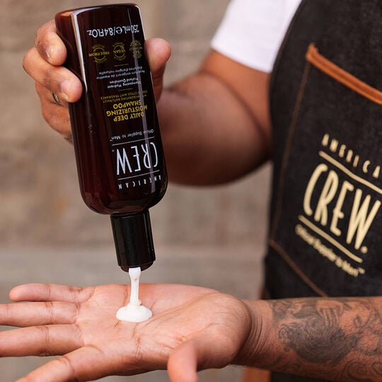 T&auml;glich anzuwendendes, tiefenwirksames Feuchtigkeitsshampoo