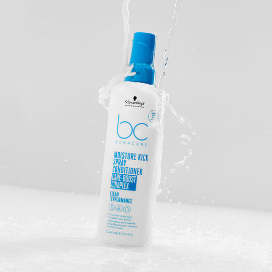 BC Moisture Kick Spray Conditioner