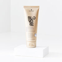 Reparierender Balsam f&uuml;r wundersch&ouml;nes Blond Blonde Wonders Blondme