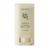 Matte Sun Stick: Mugwort + Camelia SPF50+