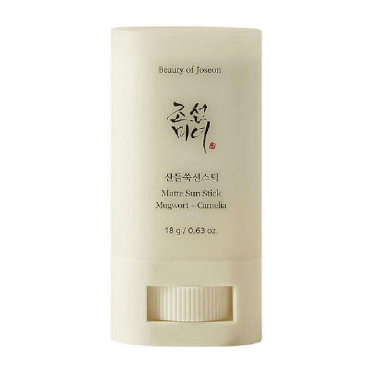 Matte Sun Stick: Mugwort + Camelia SPF50+