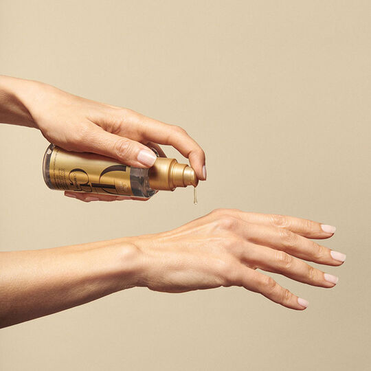 &Ouml;l Oil Reflections