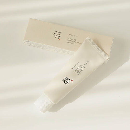 Relief Sun: Rice + Probiotic SPF50+