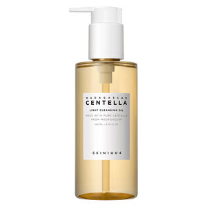 Madagascar Centella Light Cleansing Oil