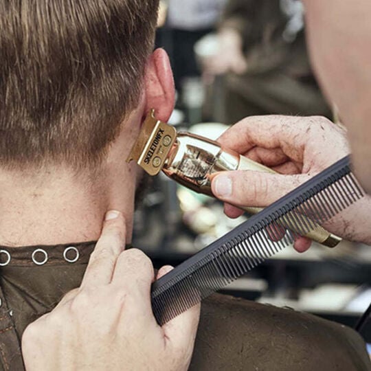 Pr&auml;zisionsschermaschine aus Metall Skeleton FX7870GE