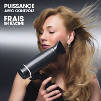 Haartrockner Speed + Volumenspray f&uuml;r den Haaransatz